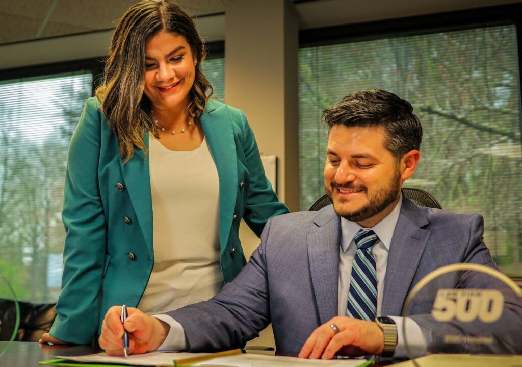 Urbina Immigration Law - Abogados de inmigración en Atlanta 2